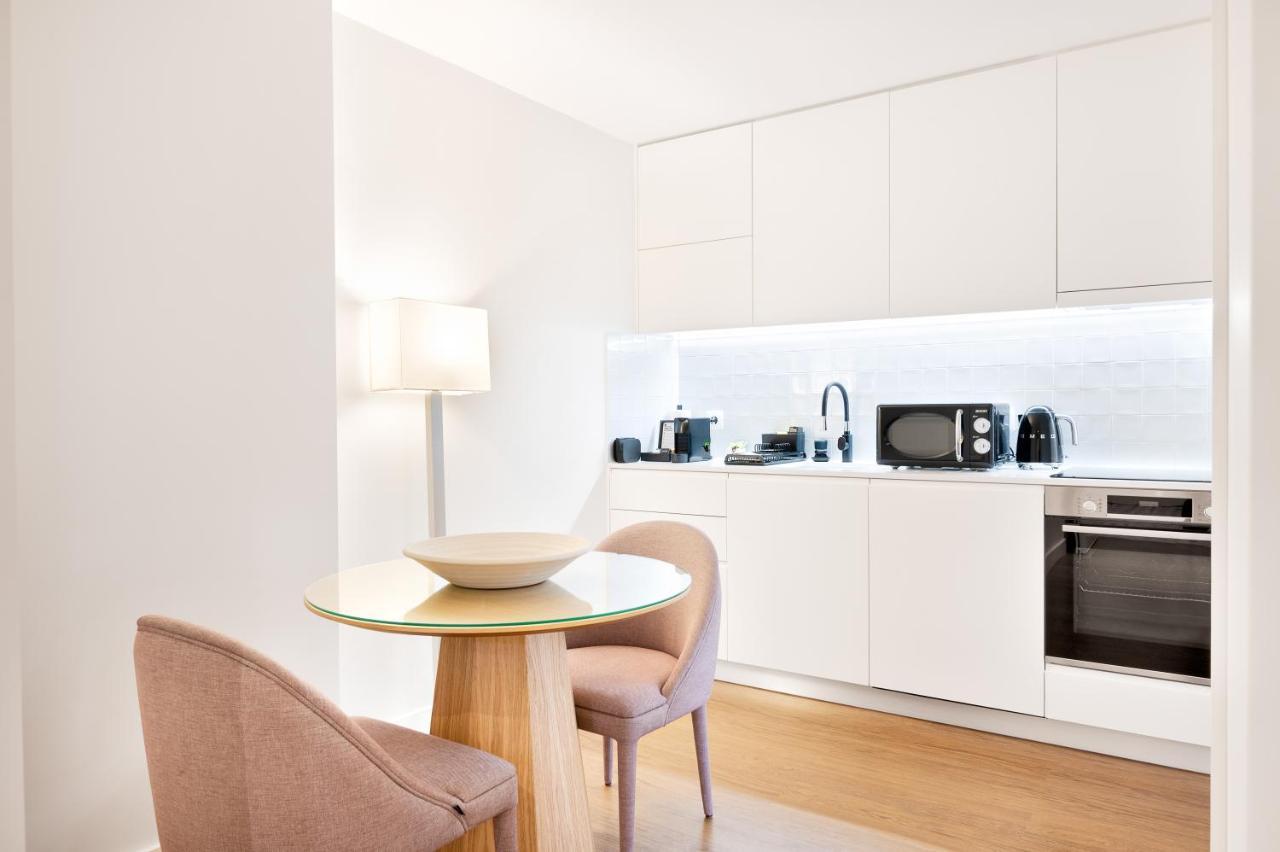 Catarina Serviced Apartments (Adults Only) Porto Bagian luar foto