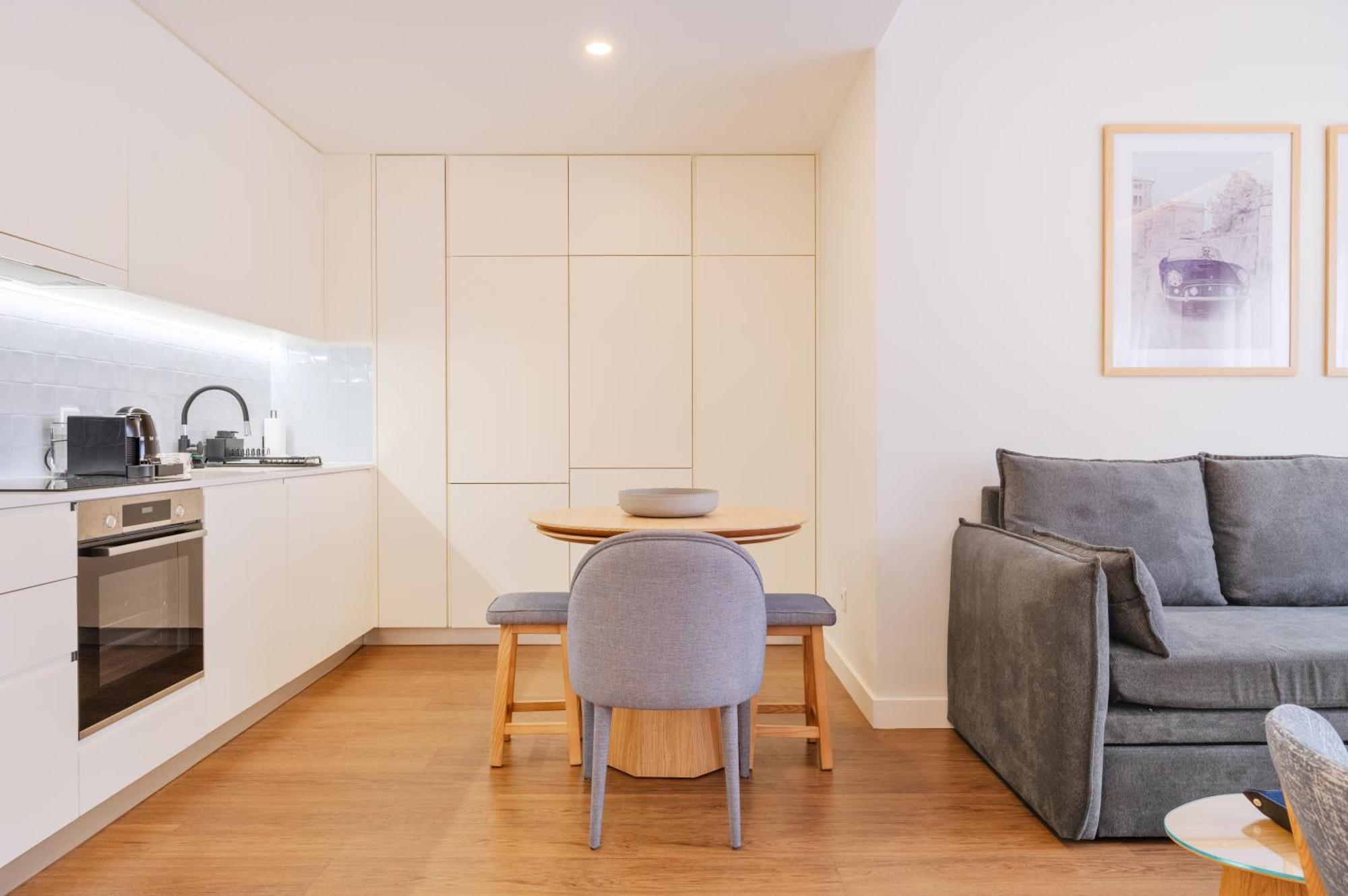 Catarina Serviced Apartments (Adults Only) Porto Bagian luar foto