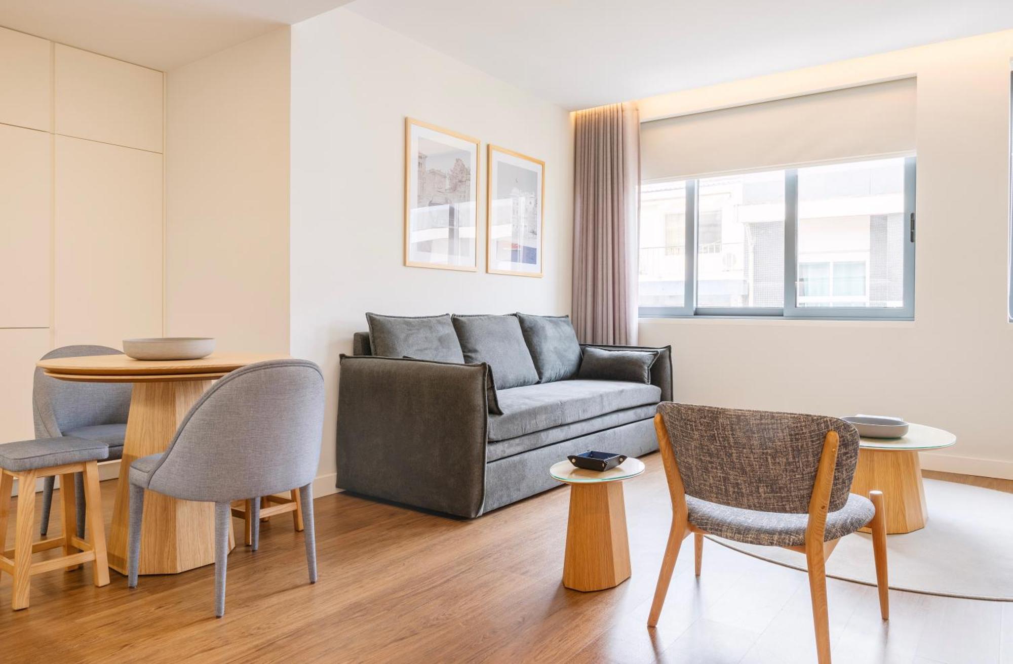 Catarina Serviced Apartments (Adults Only) Porto Bagian luar foto